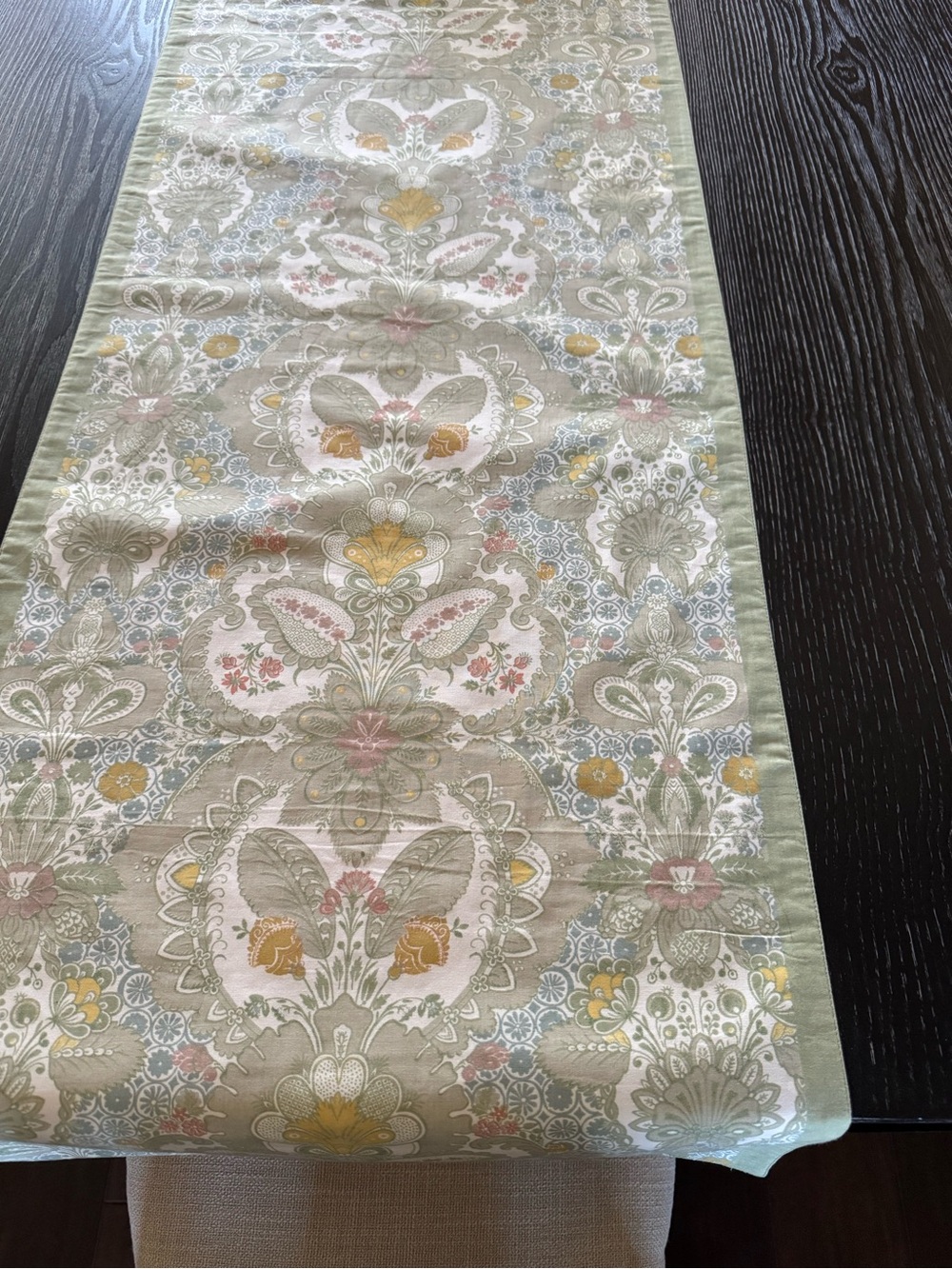 Pottery Barn Cotton Table Runner 18”x108” Floral Pattern